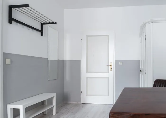 Schaebu! 3 Altmarkt In Neuem Glanz *