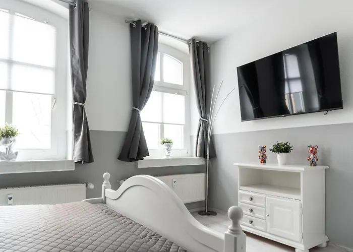 Schaebu! 3 Altmarkt In Neuem Glanz